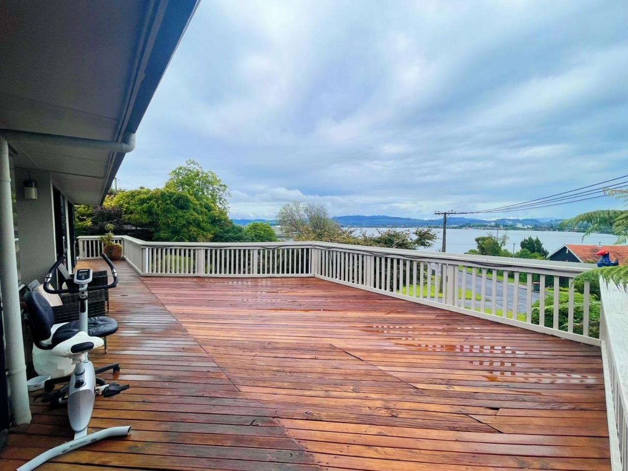 Premium Lake View Home Роторуа Экстерьер фото